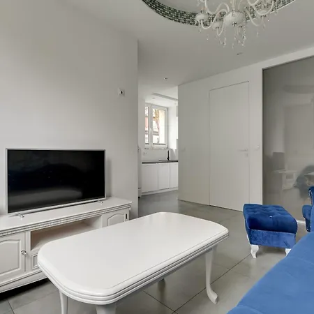 Rentplanet - Przy Bulwarze Apartment